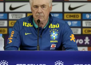 Wesley é cortado da Seleção Brasileira por lesão em amistoso